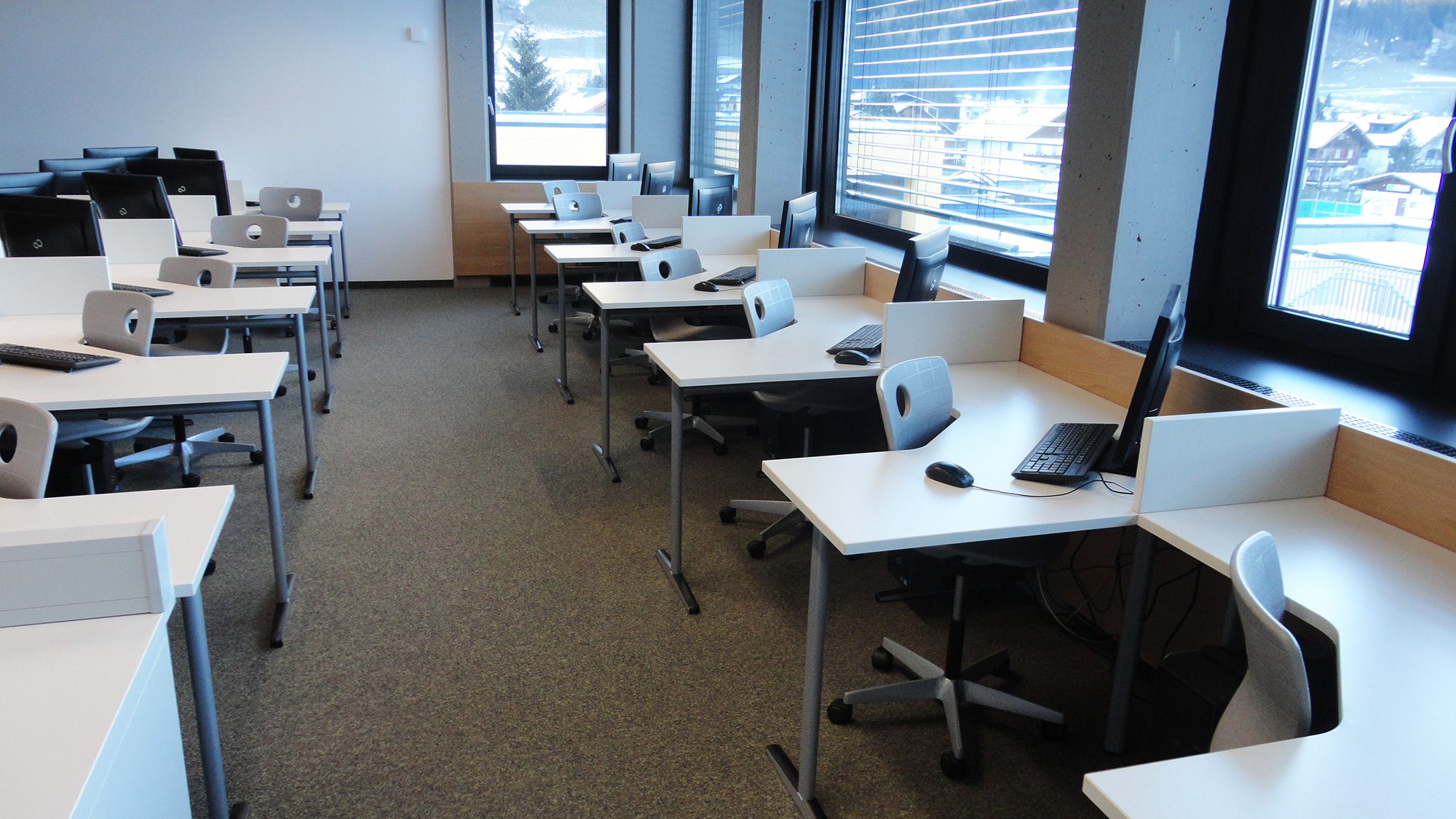 Piller Schulmoebel | Gesamtausstatter für Schulen